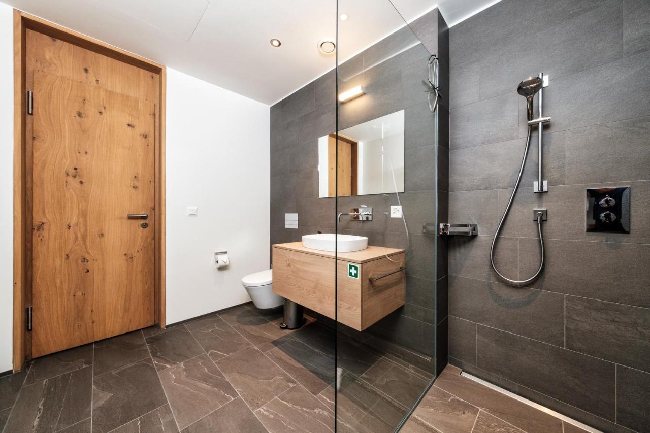Luxury Panorama Apartment With Alpengold Spa Access Davos Bagian luar foto