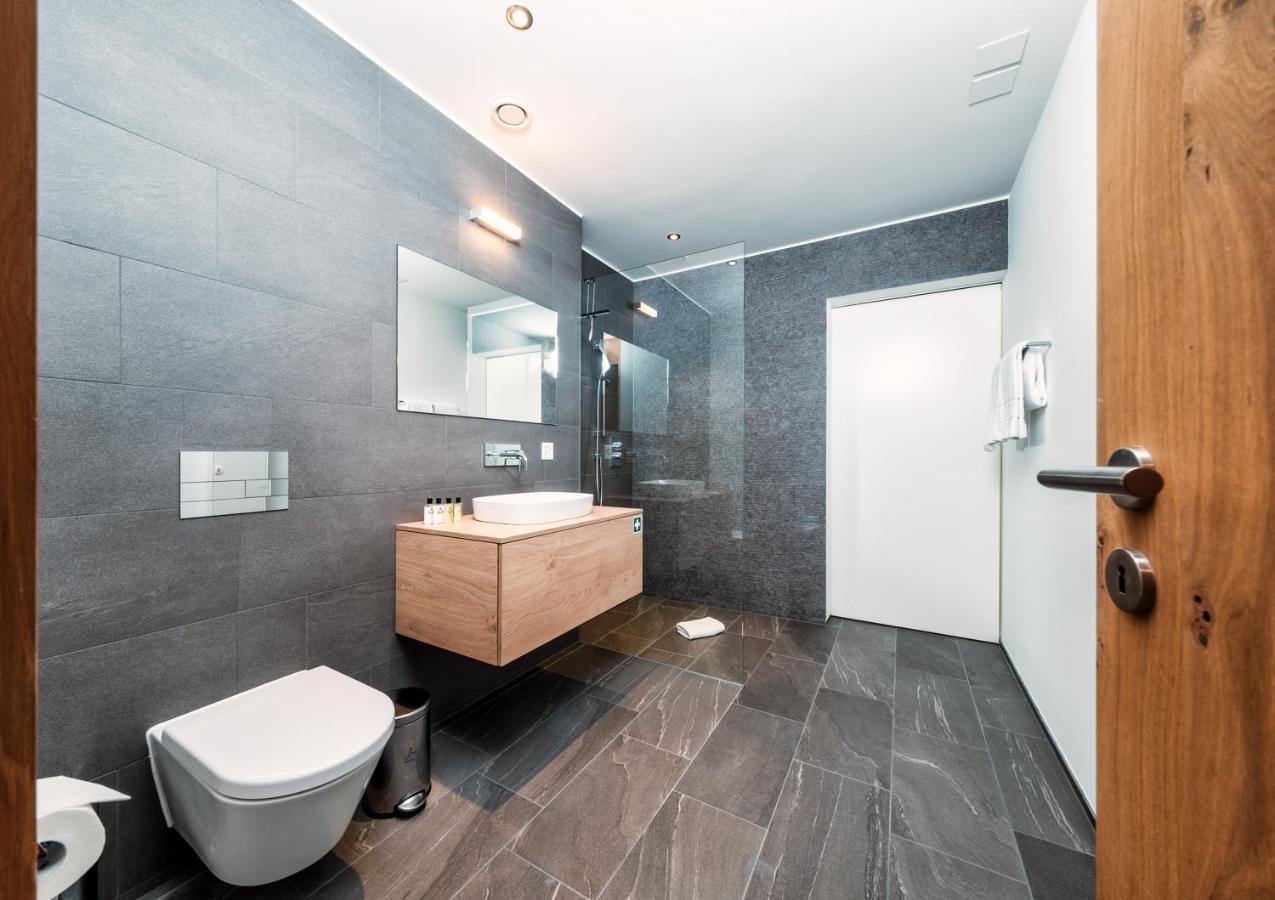 Luxury Panorama Apartment With Alpengold Spa Access Davos Bagian luar foto